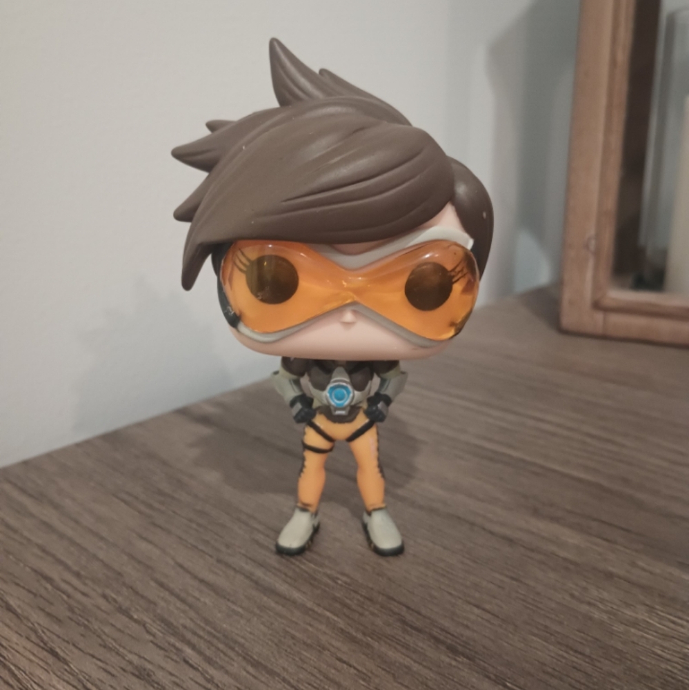 Funko Pop Overwatch Tracer Figure